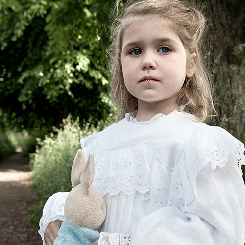 portrait-20v2.jpg